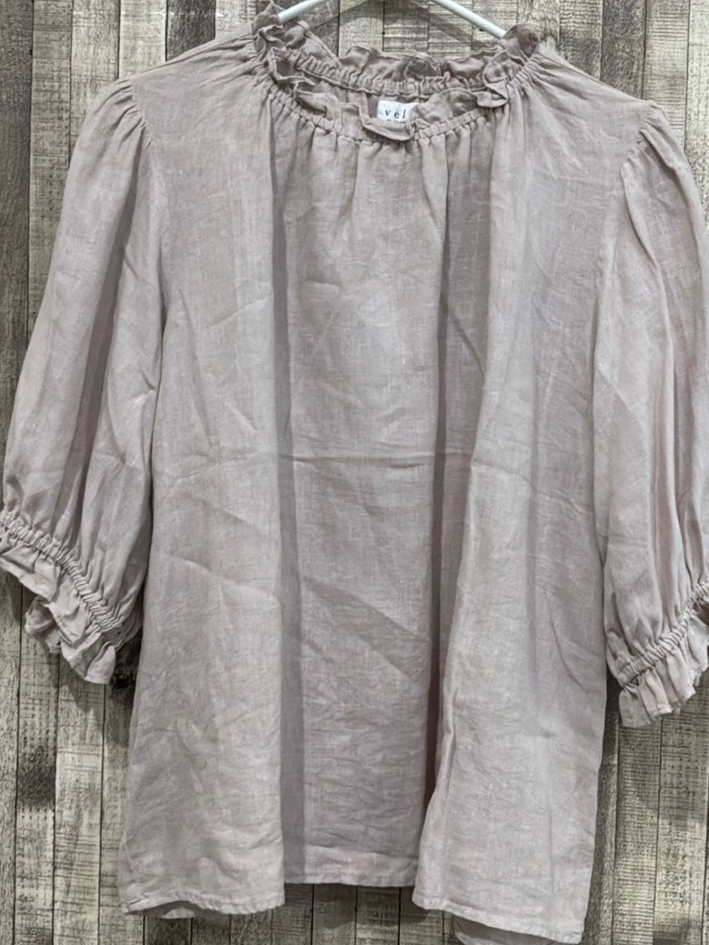 VELVET BY GRAHAM & SPENCER LINEN TOP